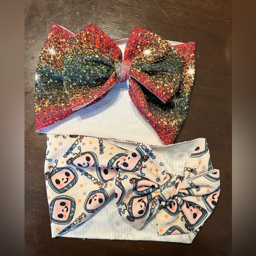 Pre-loved, bundle of 2 baby / toddler headbands. Coco melon and ombre red/green